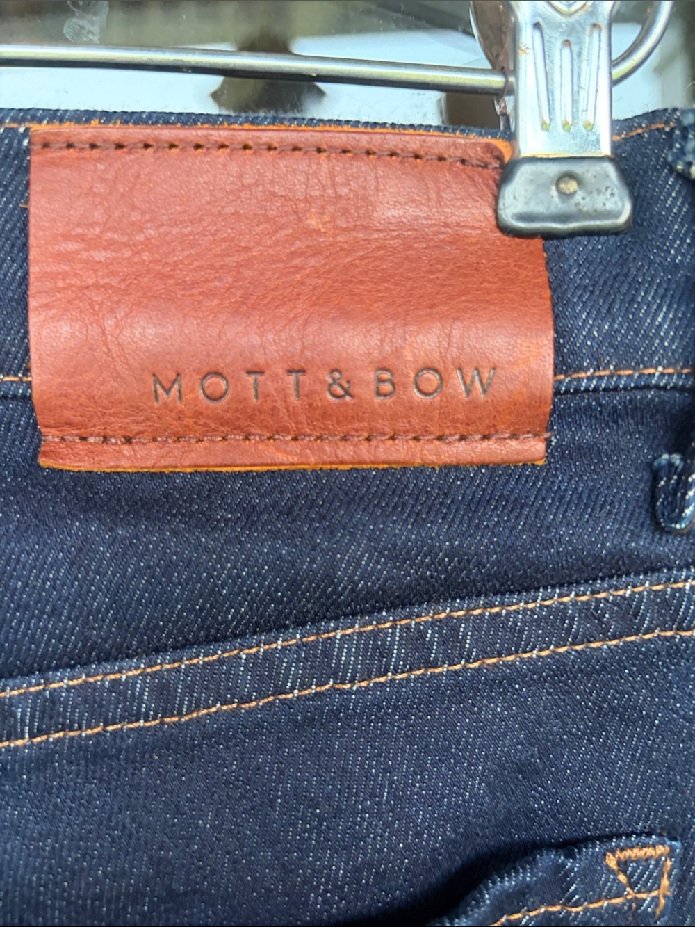 Mott & Bow Oliver Jeans. Straight. Size 31x30